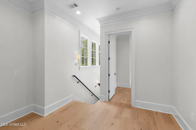 $929,500 | 102 Commonwealth Drive, Madison, MS 39110