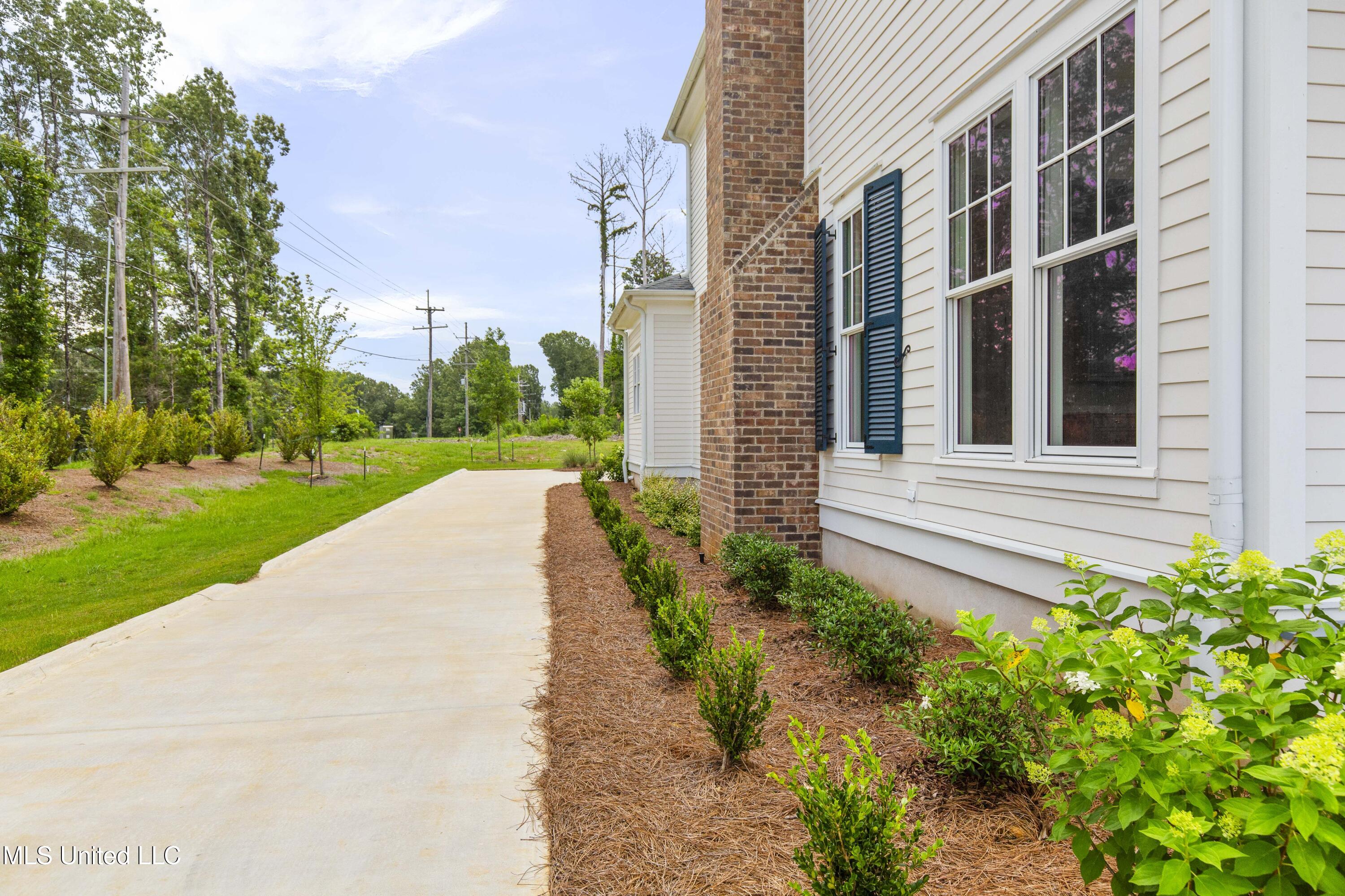 102 Commonwealth Drive Madison, MS 39110 - Photo 63 of 67 102 Commonwealth-86
