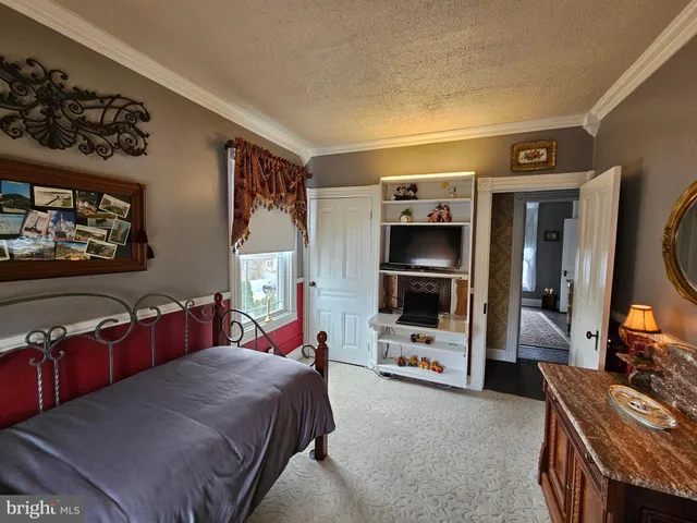 a outdoor view with a sitting space