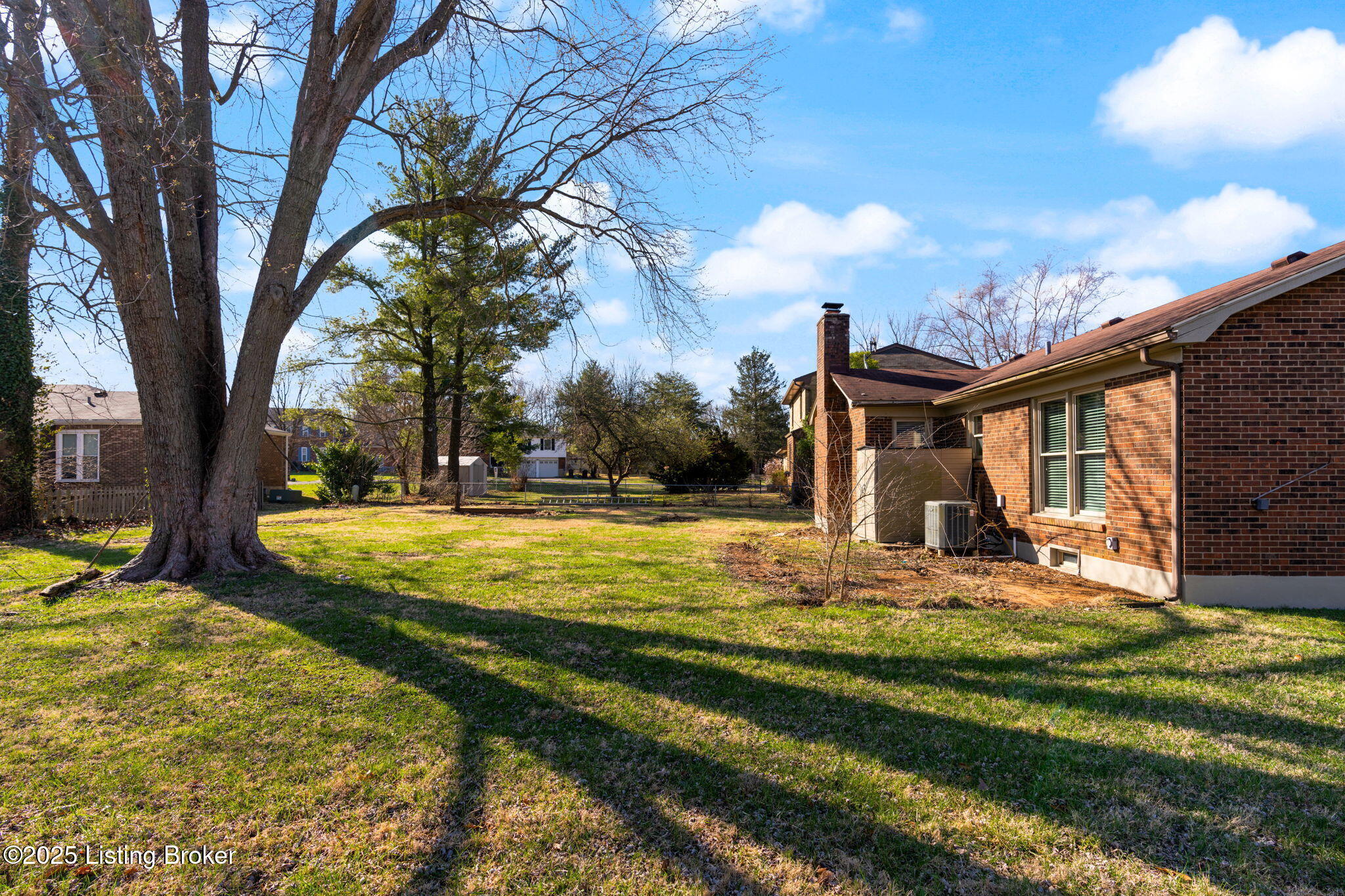 5803 Stone Bluff Road Louisville, KY 40291 - Photo 9 of 50 5803 Stone Bluff Rd-8