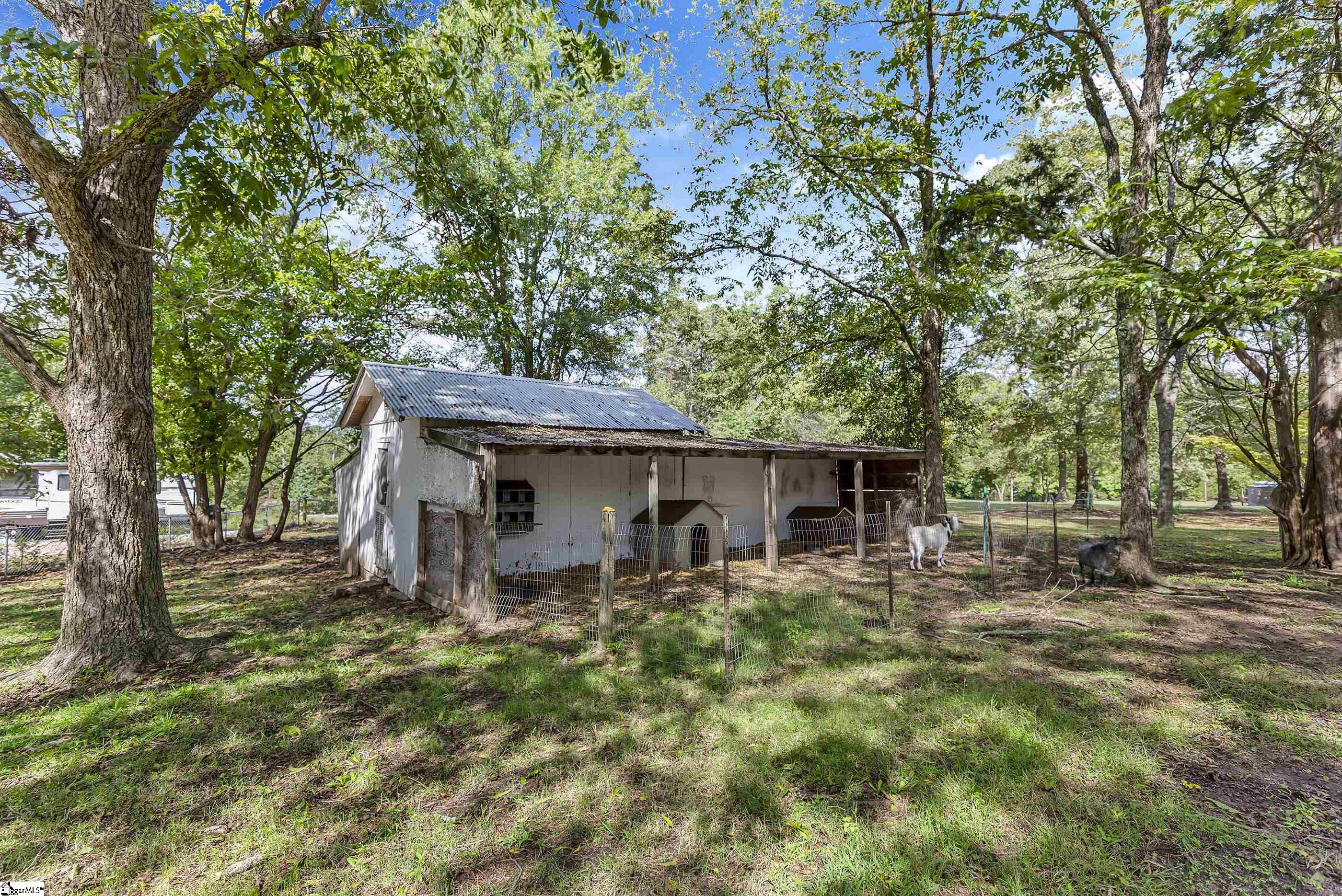 211 Looper Road Pelzer, SC 29669 - Photo 26 of 36