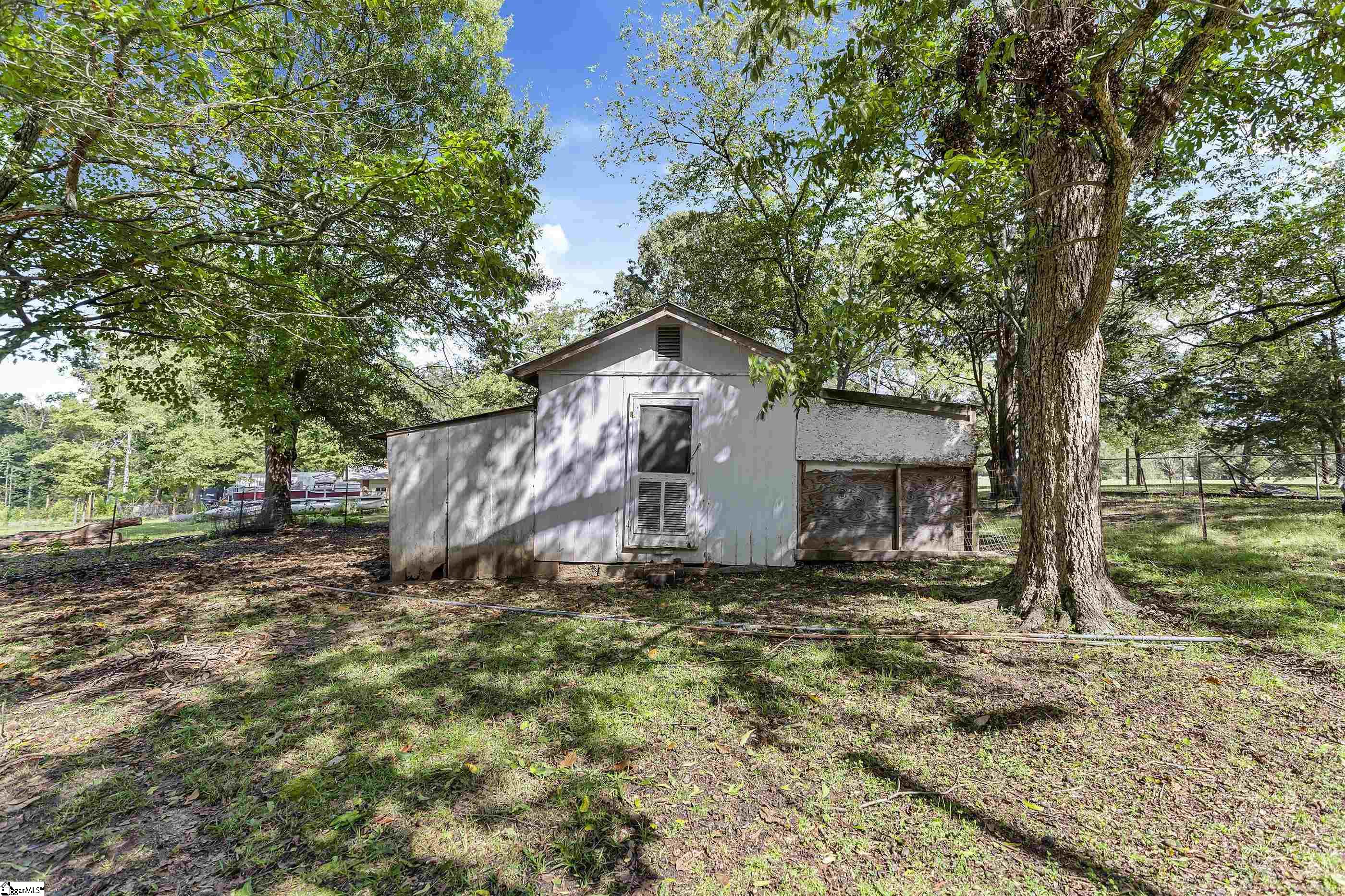 211 Looper Road Pelzer, SC 29669 - Photo 27 of 36