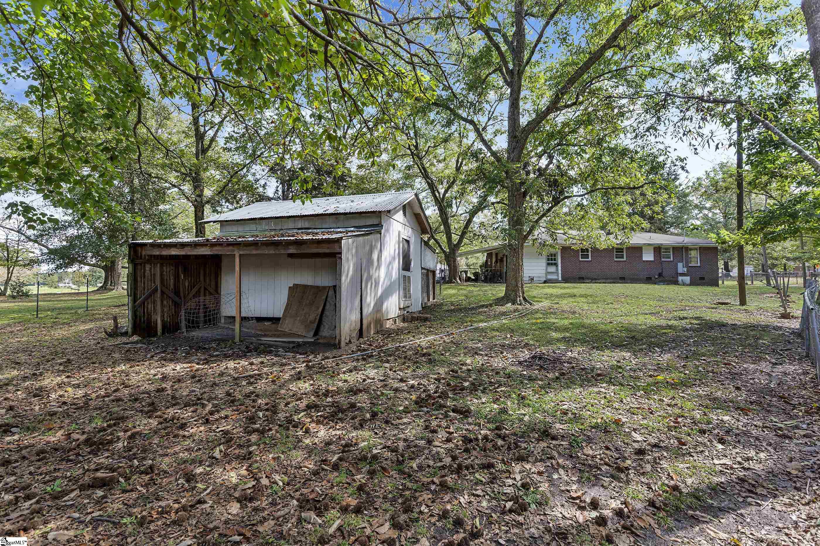 211 Looper Road Pelzer, SC 29669 - Photo 28 of 36