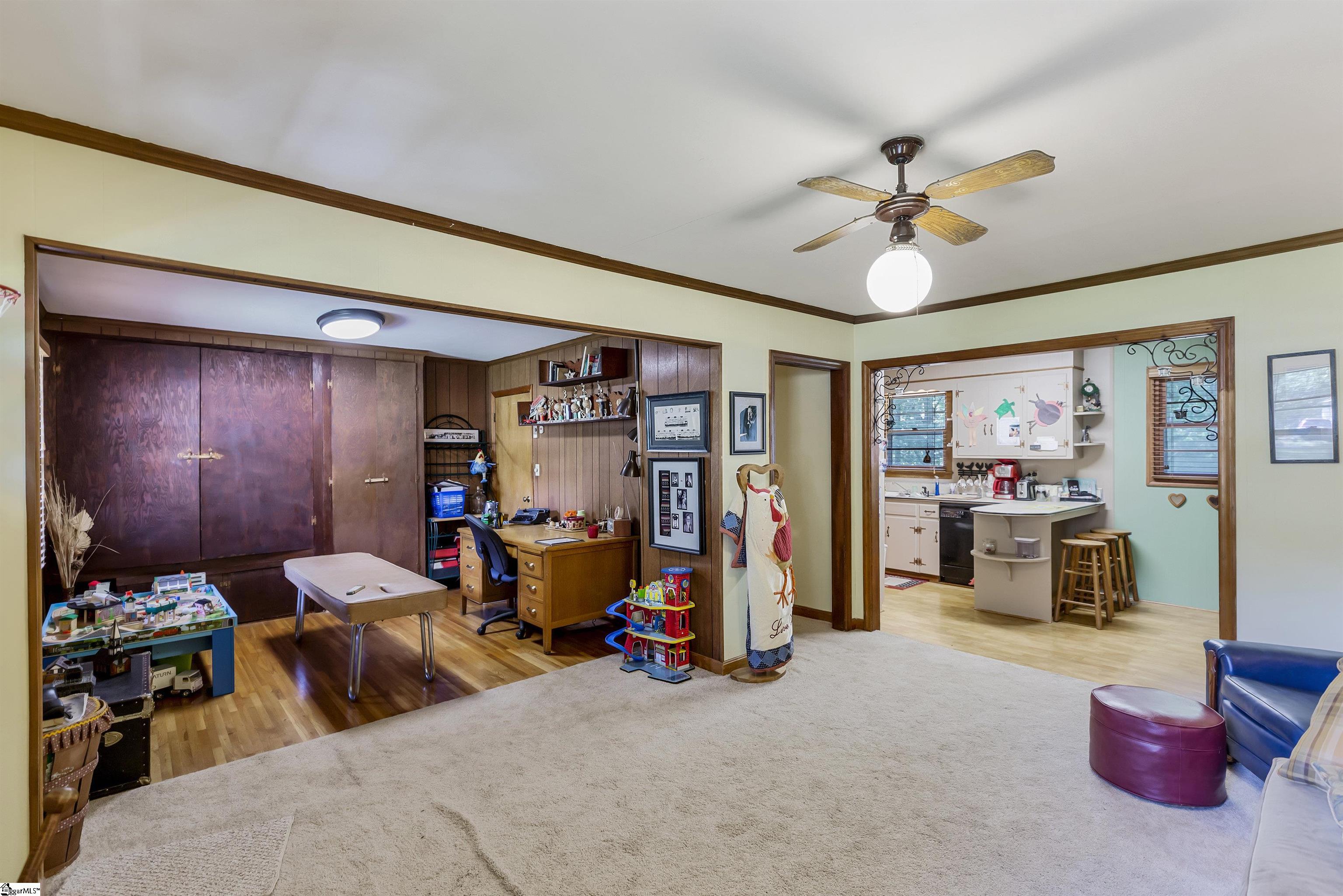 211 Looper Road Pelzer, SC 29669 - Photo 10 of 36