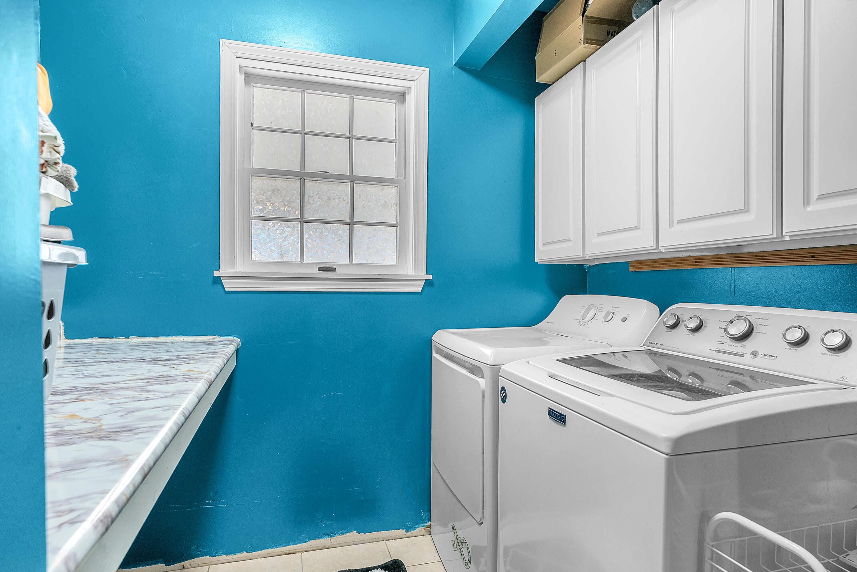 5351 East Honor Avenue Demotte, IN 46310 - Photo 17 of 31 a utility room with dryer and washer