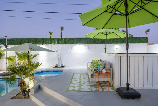 $788,818 | 812 Calle Paul, Palm Springs, CA 92264