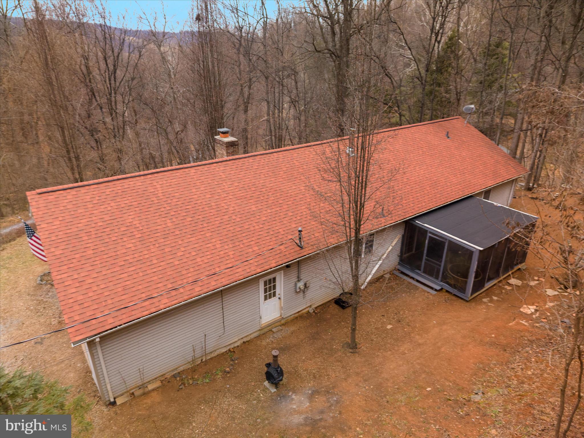 503 Pomeroy Road Front Royal, VA 22630 - Photo 38 of 41 a view of a patio with a fence