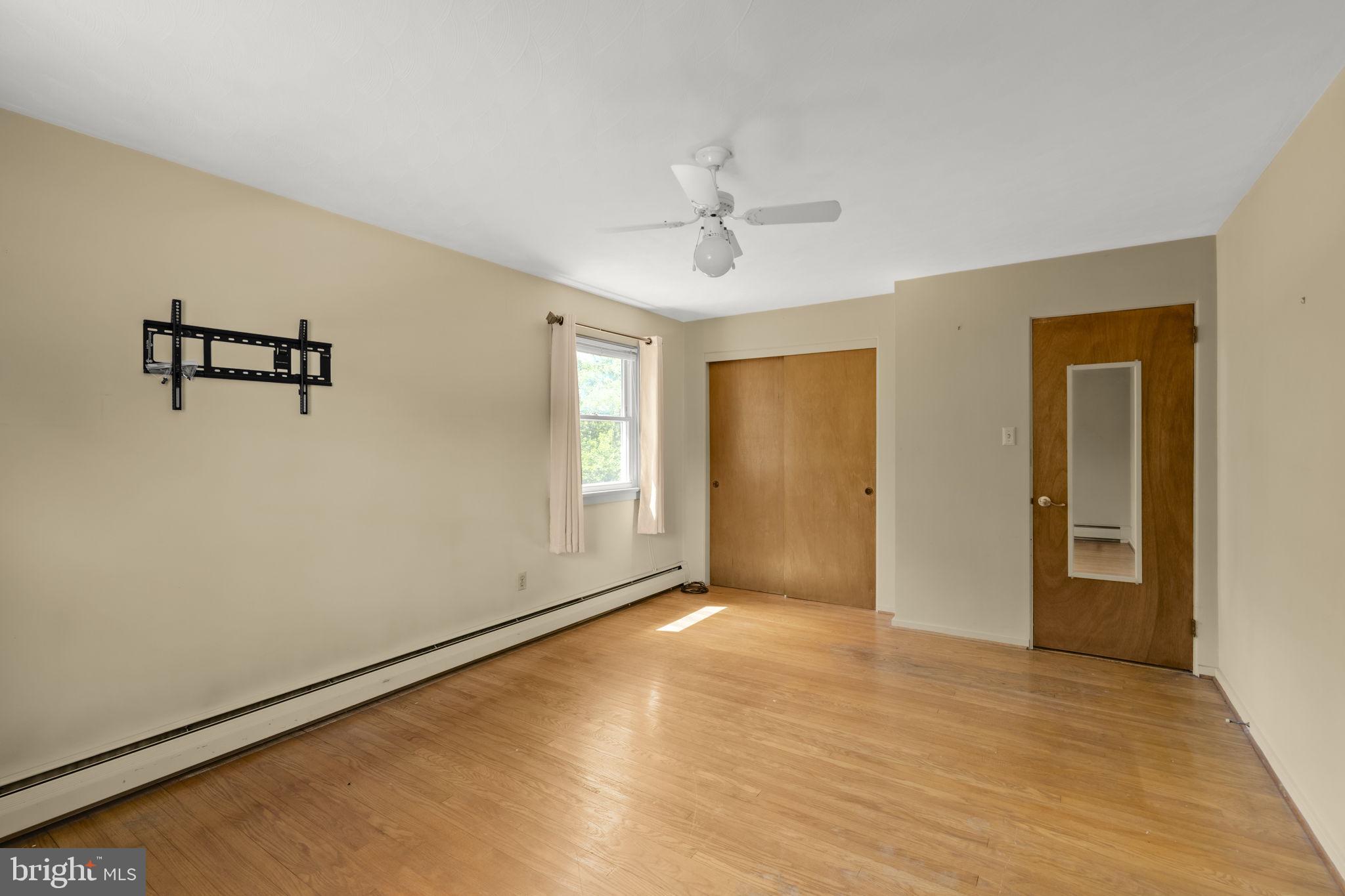 4107 Trowbridge Road York, PA 17402 - Photo 15 of 50 Spacious room with natural light.