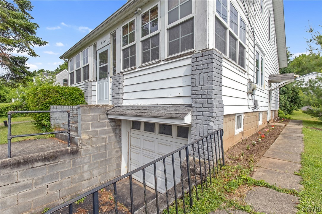 134 Armstrong Road Geddes, NY 13209 - Photo 3 of 49