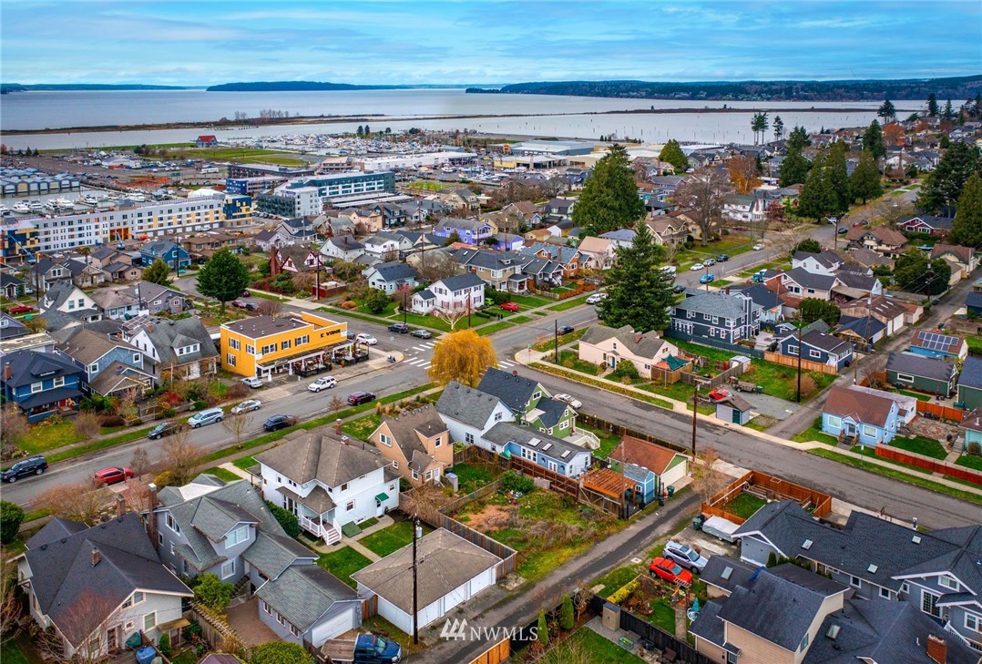 1509 Rucker Avenue Everett, WA 98201 - Photo 33 of 39 an aerial view of a city