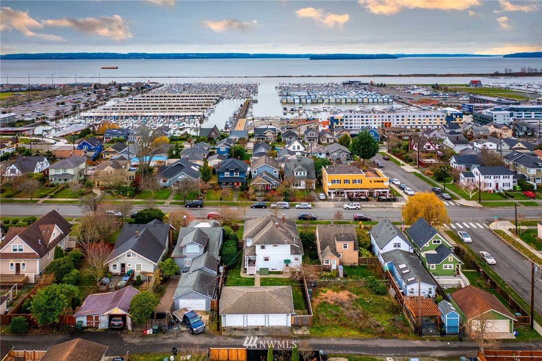 1509 Rucker Avenue Everett, WA 98201 - Photo 34 of 39 an aerial view of a city