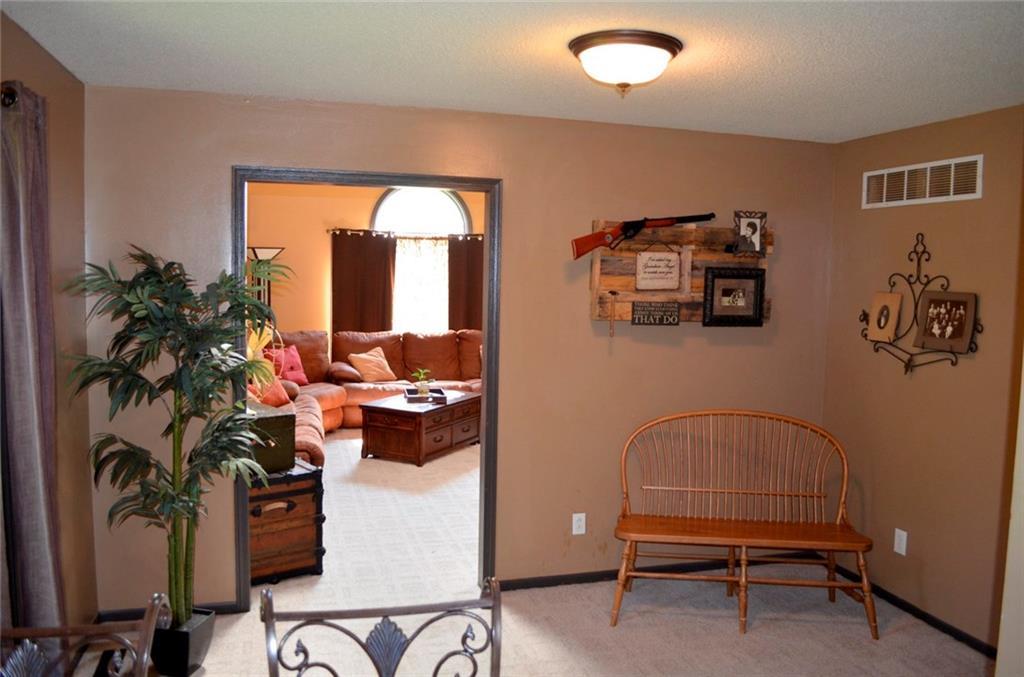 151 Ridge Crest Circle Lima, OH 45801 - Photo 7 of 27
