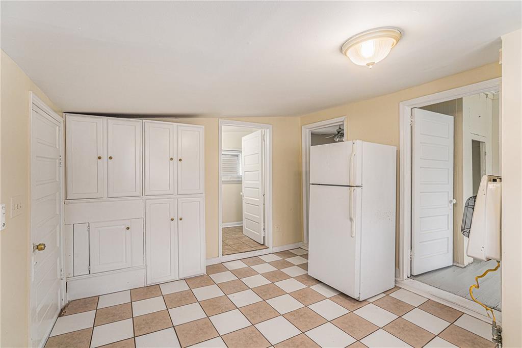 3110 Rockbridge Road Southwest Avondale Estates, GA 30002 - Photo 14 of 17