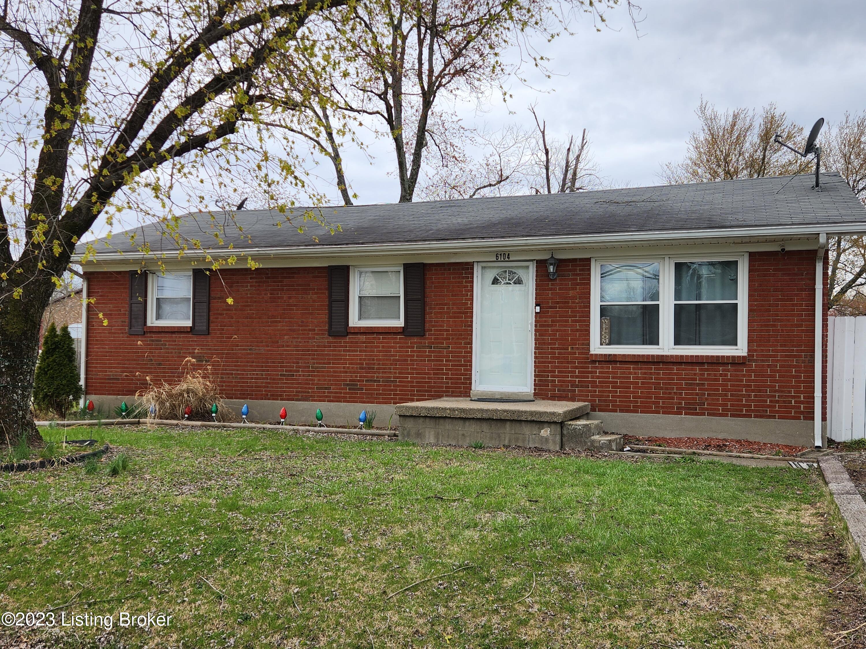 6104 Terry Road Louisville, KY 40258 - Photo 1 of 22 Front View