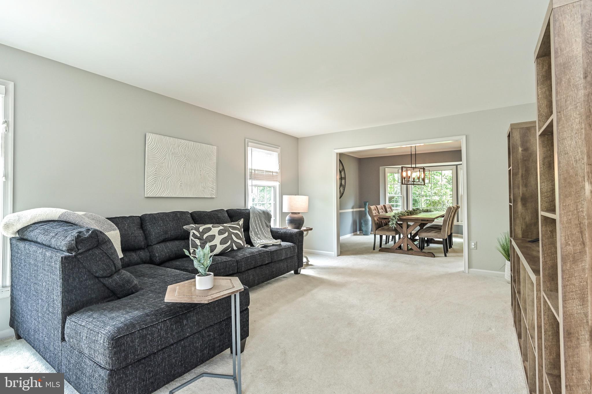 8942 Kenilworth Drive Burke, VA 22015 - Photo 18 of 72