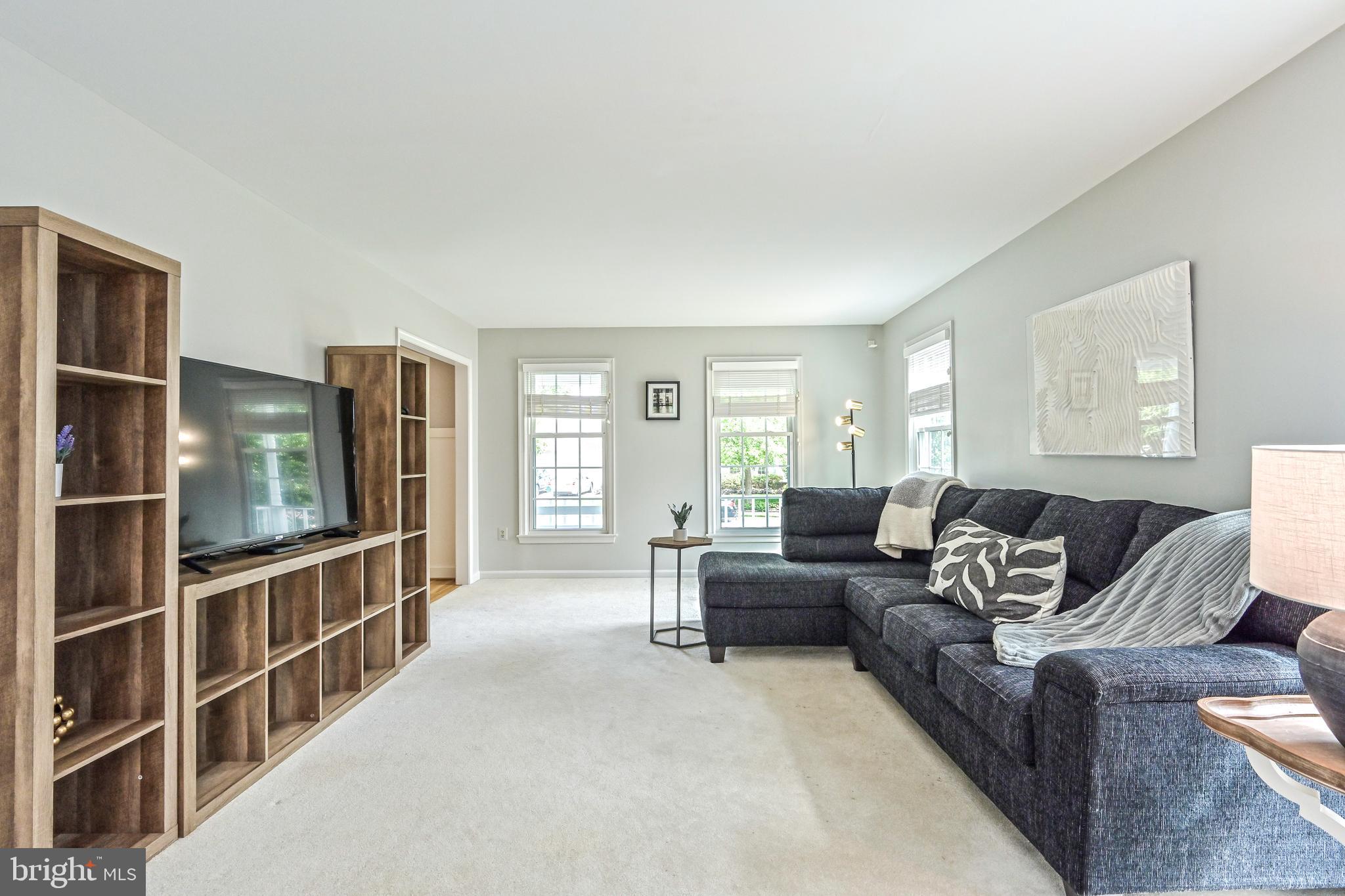 8942 Kenilworth Drive Burke, VA 22015 - Photo 20 of 72