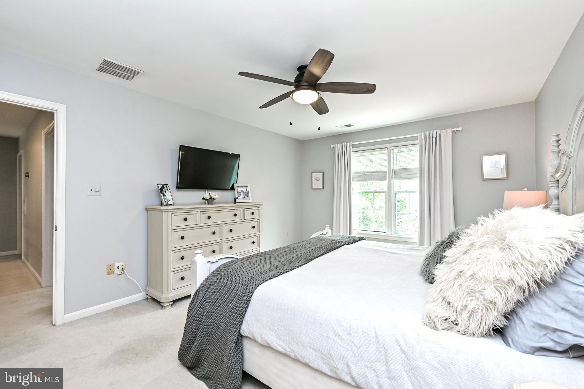 8942 Kenilworth Drive Burke, VA 22015 - Photo 51 of 72