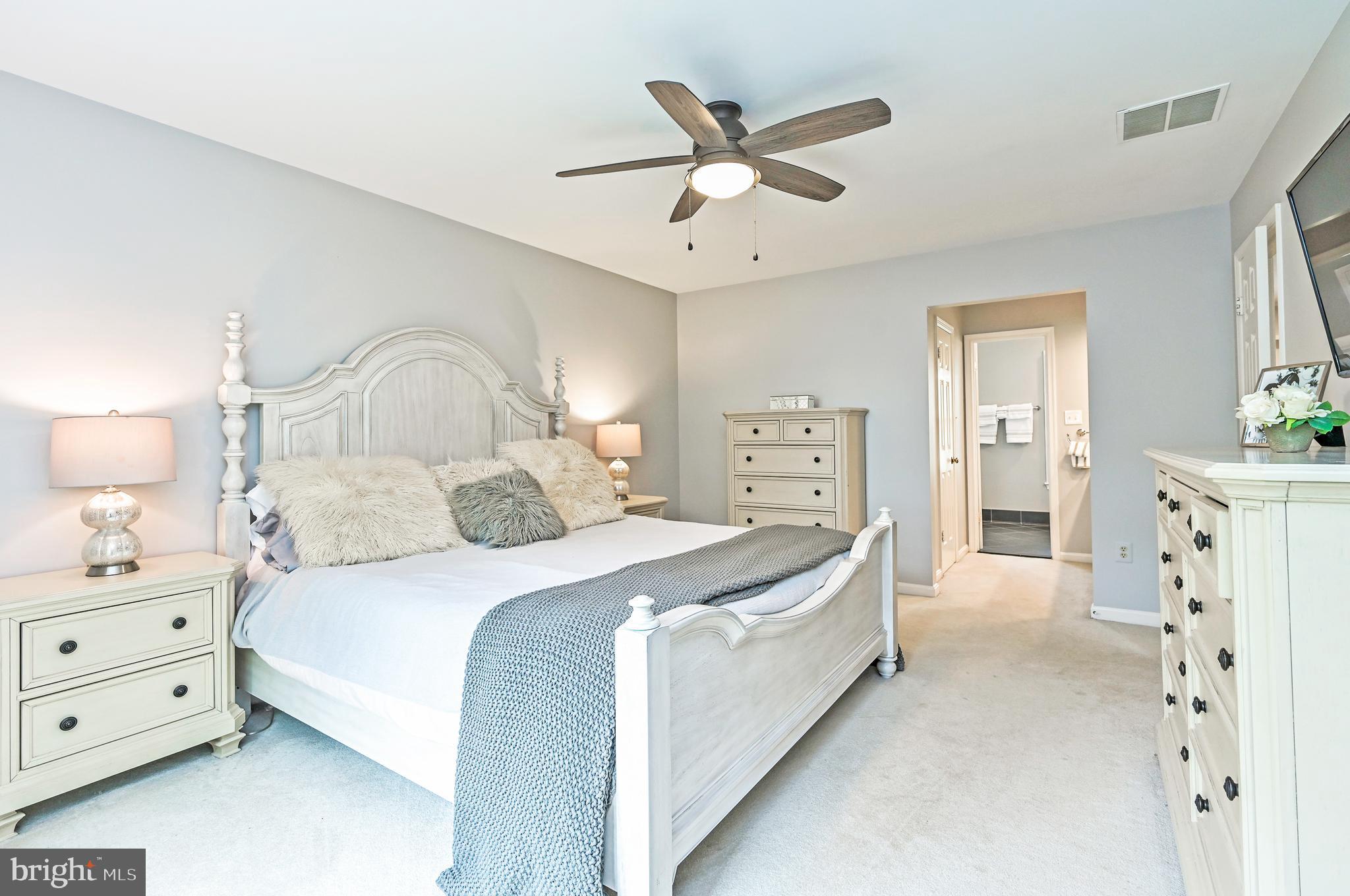 8942 Kenilworth Drive Burke, VA 22015 - Photo 52 of 72