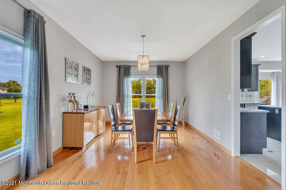 39 Bloomfield Road Manalapan, NJ 07726 - Photo 29 of 71 028_dsc06727