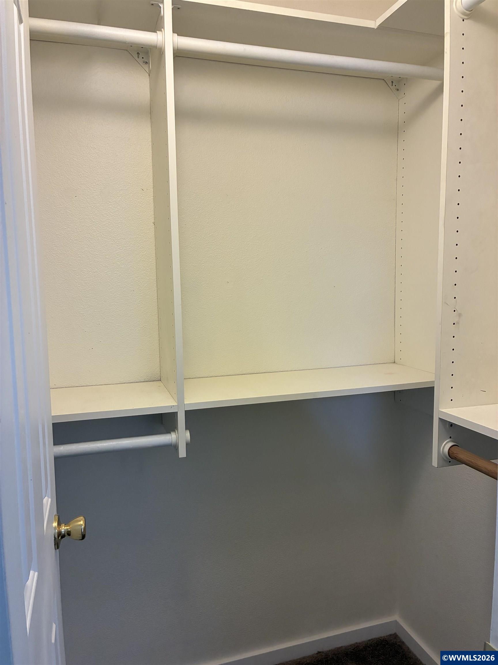 2000 Robins Lane Southeast, Unit 7 Salem, OR 97306 - Photo 23 of 39 a close view of closet