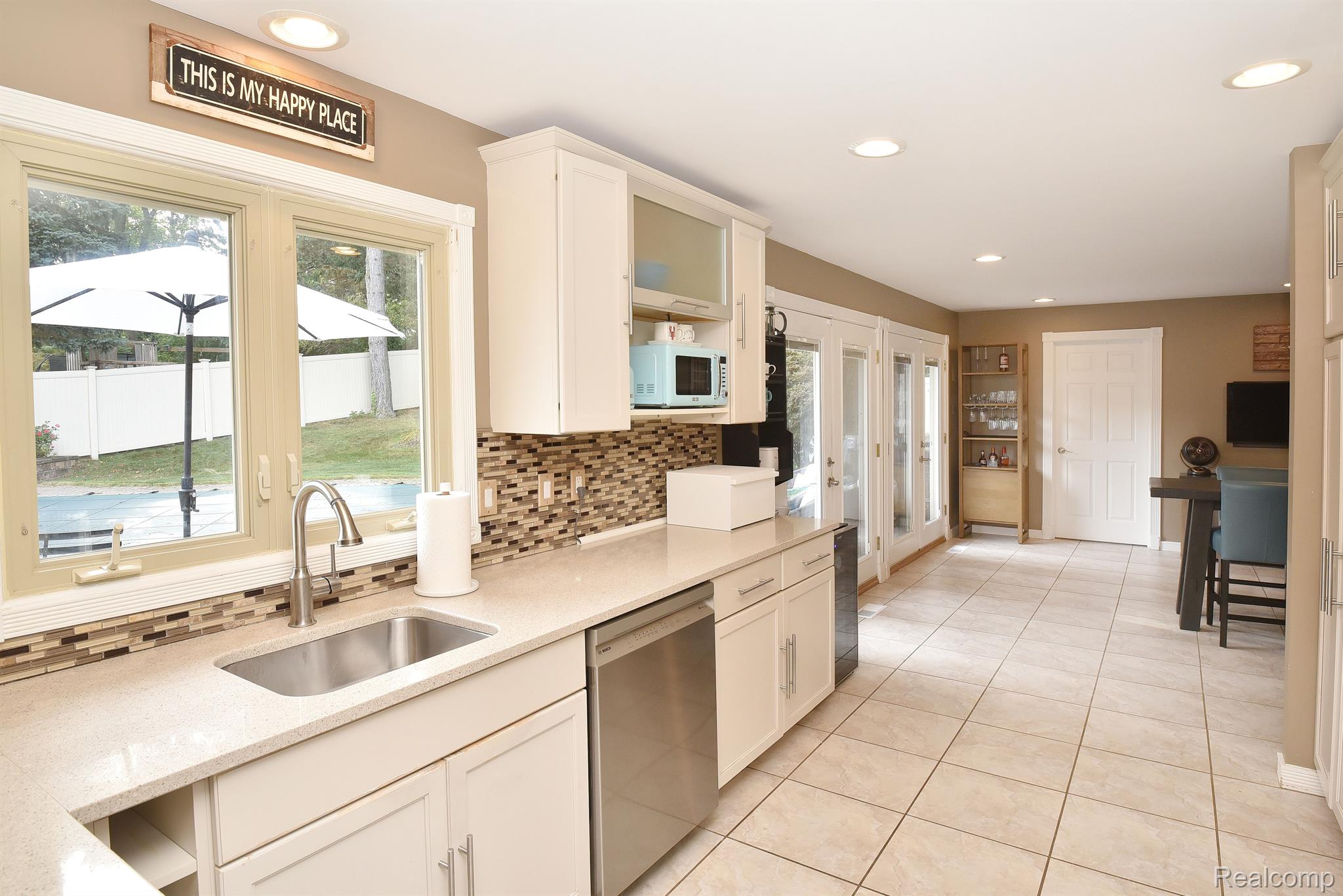 3340 Upton Drive Troy, MI 48084 - Photo 13 of 31 Gallery Image 13
