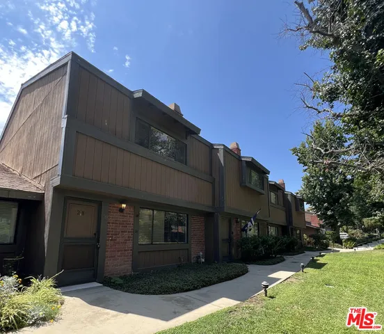 $589,900 | 14456 Foothill Boulevard, Unit 28, Sylmar, CA 91342