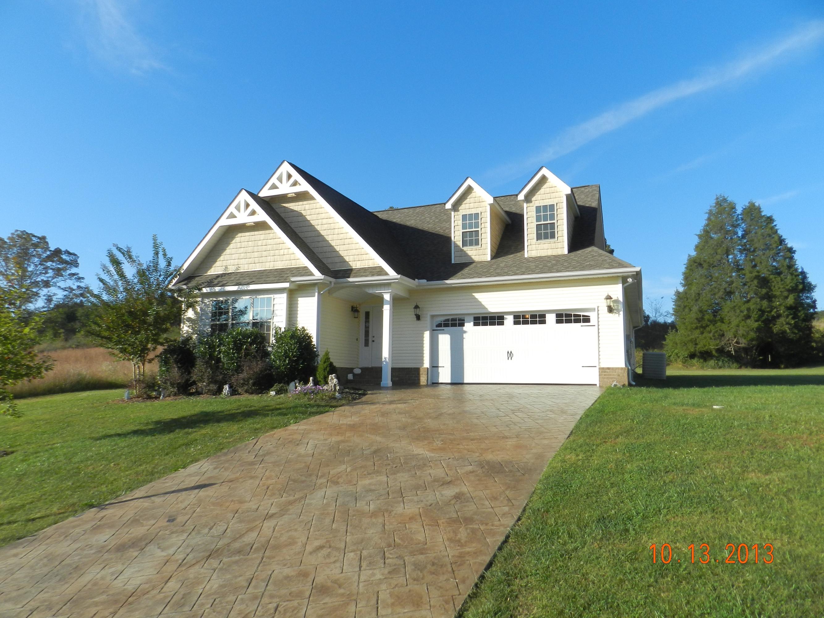 6011 Whisper Ridge Lane Corryton, TN 37721 - Photo 3 of 28 003