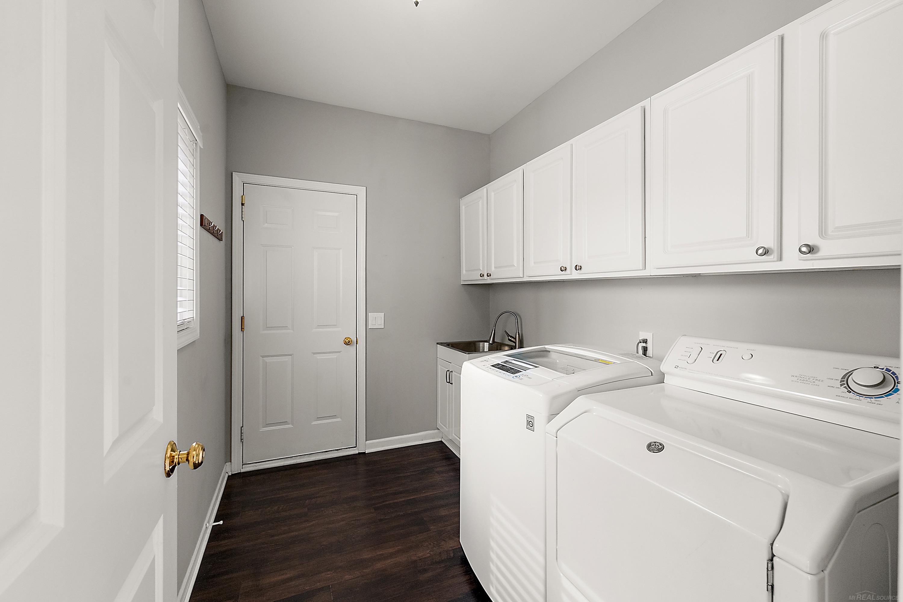 21729 Garrison Street Dearborn, MI 48124 - Photo 13 of 31