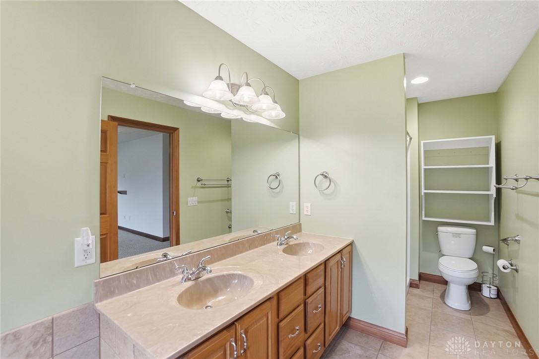 522 Northpoint Court Troy, OH 45373 - Photo 19 of 45
