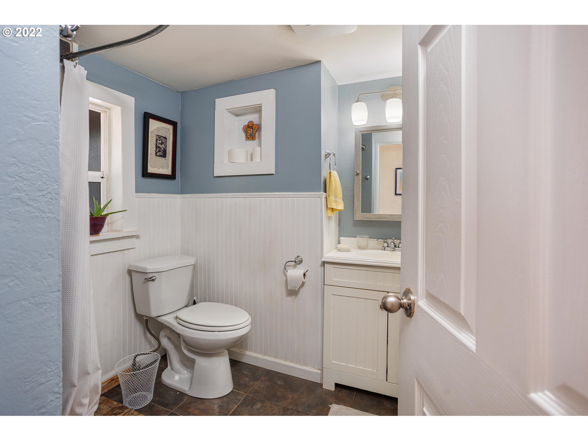 9121 Southeast Reedway Street Portland, OR 97266 - Photo 11 of 16 Gallery Image 11
