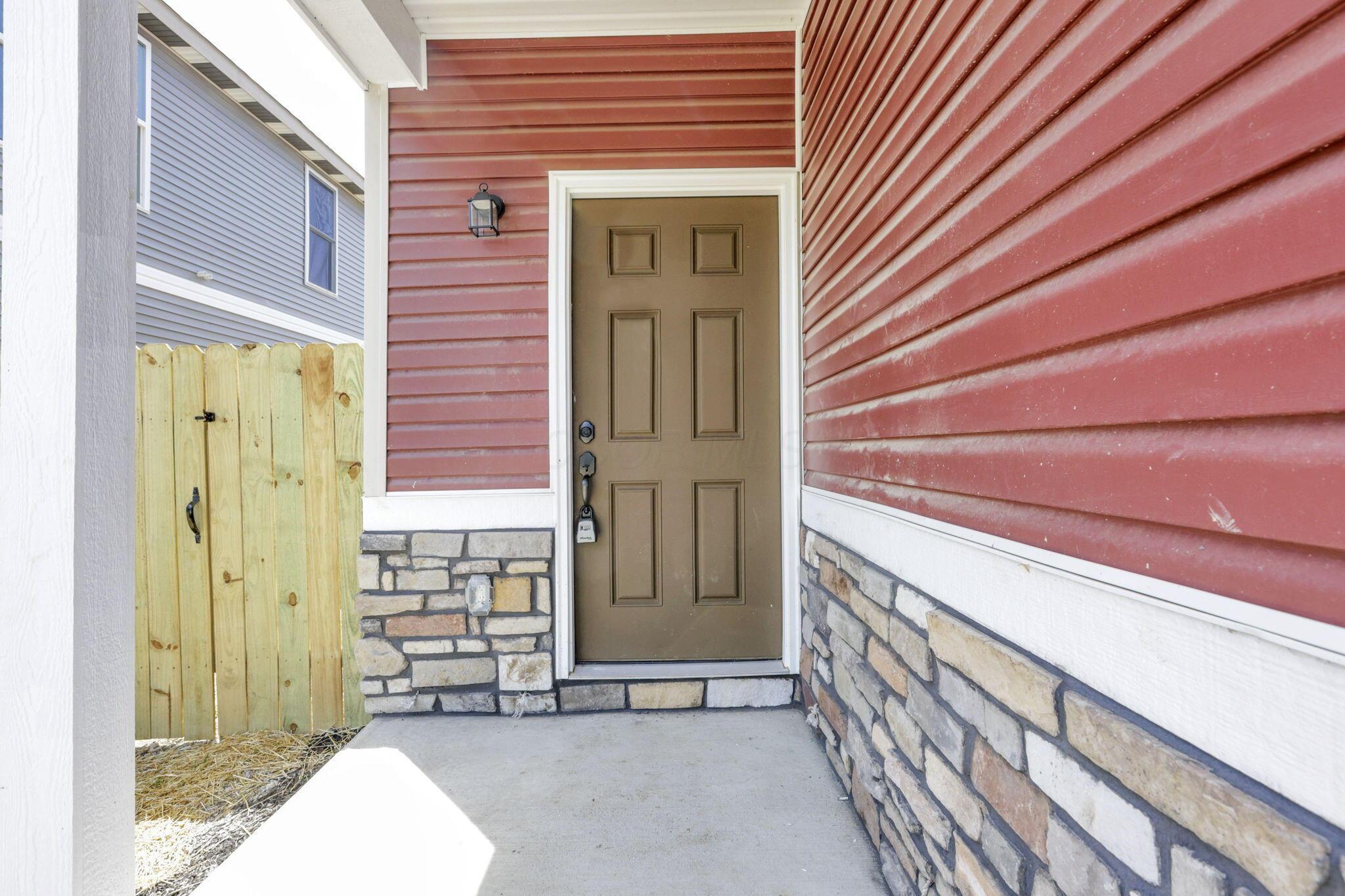 1521 Delbert Road Columbus, OH 43219 - Photo 7 of 39