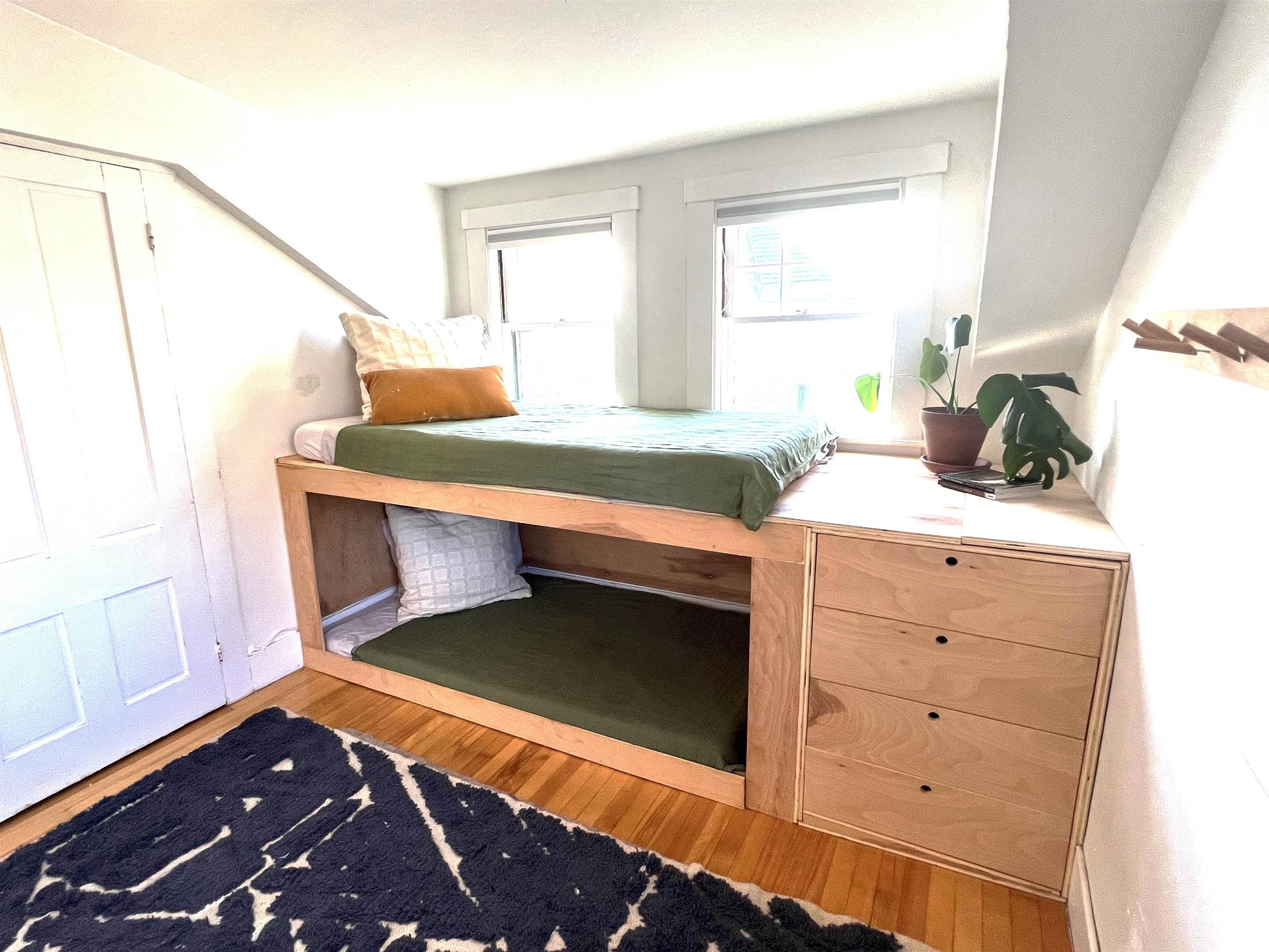 44 Cedar Street Brattleboro, VT 05301 - Photo 20 of 39