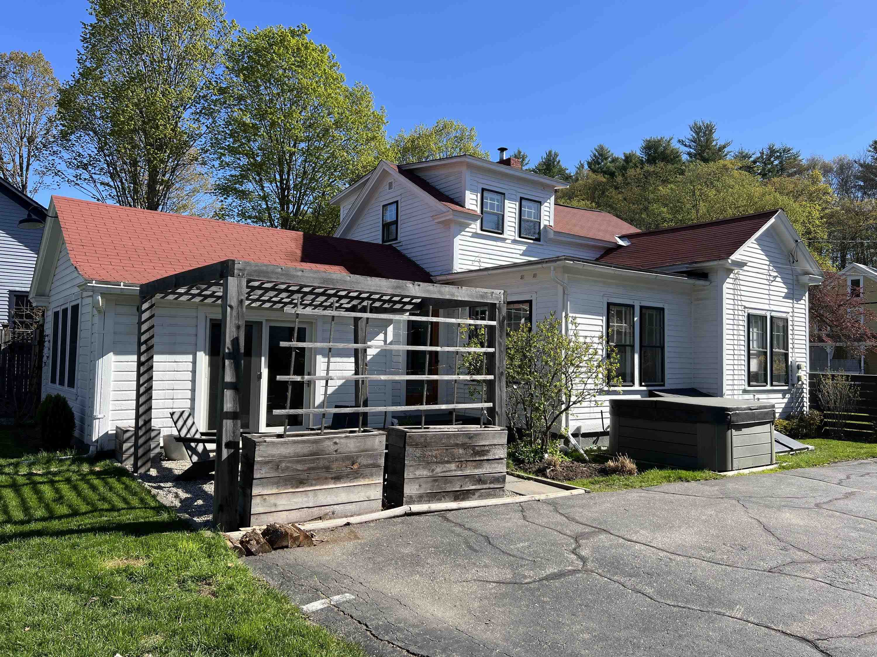 44 Cedar Street Brattleboro, VT 05301 - Photo 36 of 39