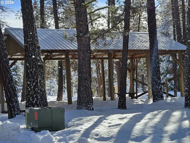 $315,000 | Undisclosed Address, Sumpter, OR 97877