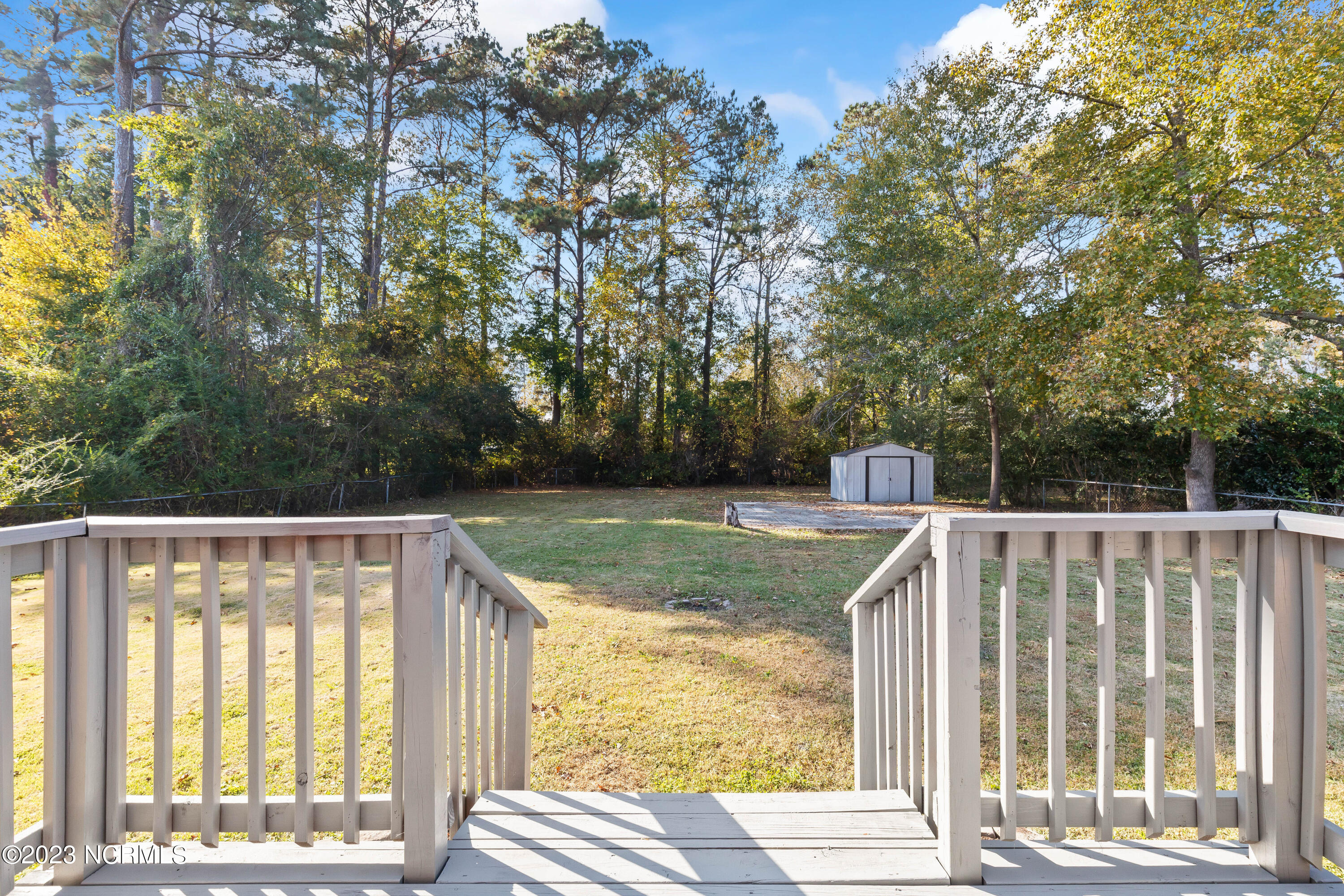 27 Victoria Road Jacksonville, NC 28546 - Photo 22 of 32 26