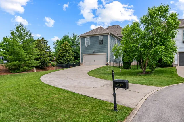 $1,379,000 | 9517 Wexcroft Drive, Brentwood, TN 37027