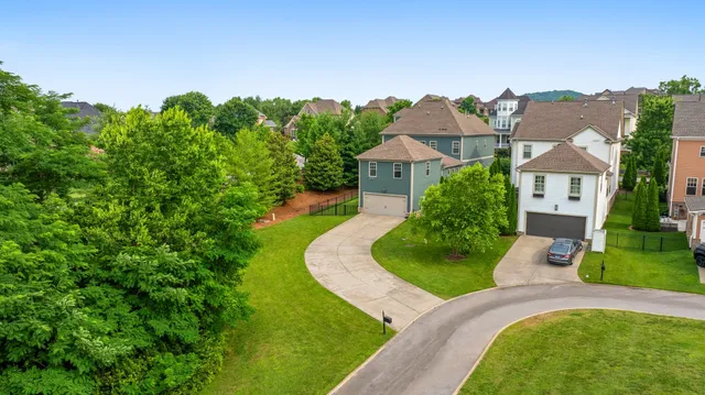$1,379,000 | 9517 Wexcroft Drive, Brentwood, TN 37027