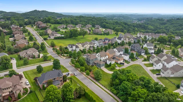 $1,379,000 | 9517 Wexcroft Drive, Brentwood, TN 37027