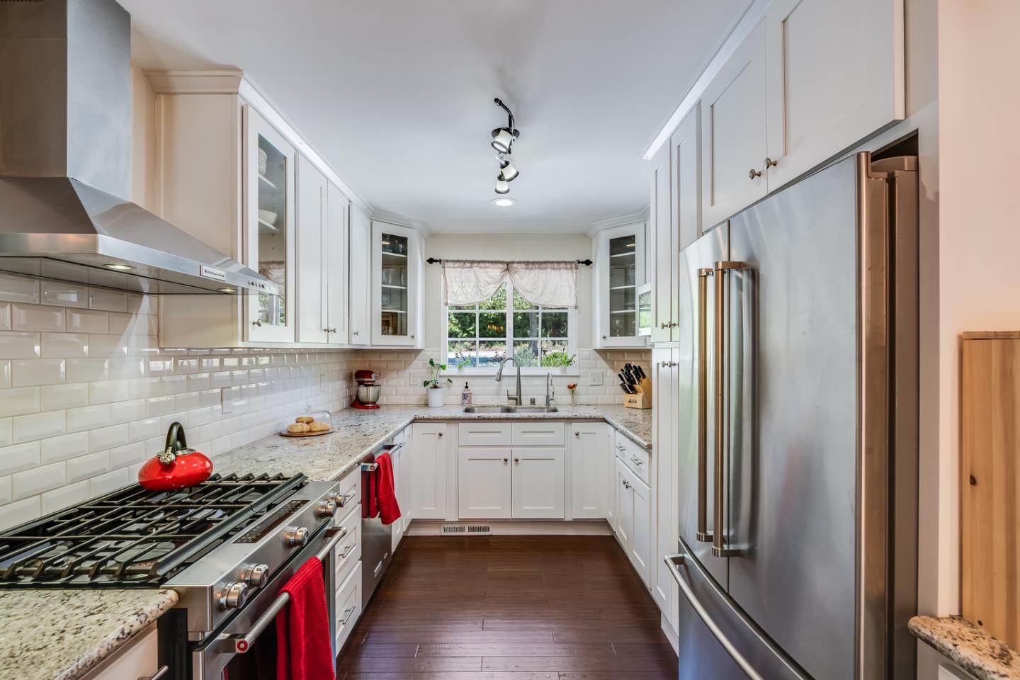 21686 Summit Road Los Gatos, CA 95033 - Photo 9 of 49 Gallery Image 9