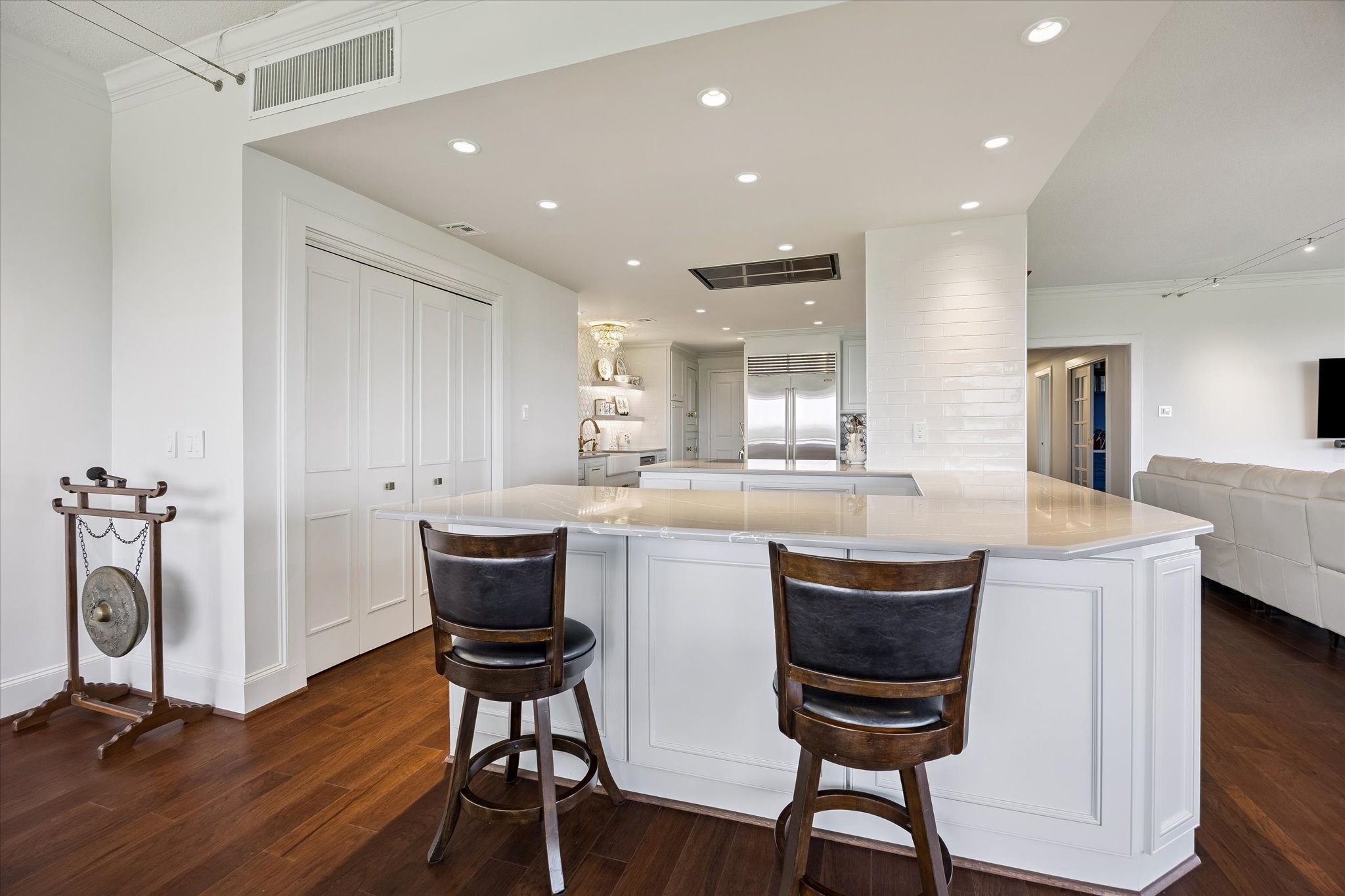 101 Westcott Street, Unit 1202 Houston, TX 77007 - Photo 17 of 40