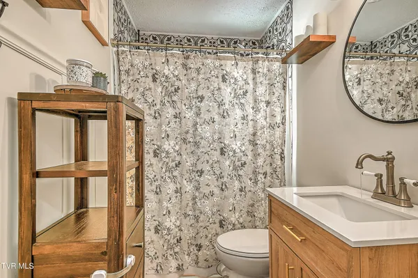 $285,000 | 441 Skyline Drive, Gate City, VA 24251