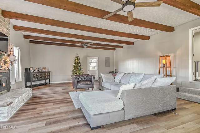 $295,000 | 441 Skyline Drive, Gate City, VA 24251