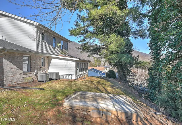 $295,000 | 441 Skyline Drive, Gate City, VA 24251