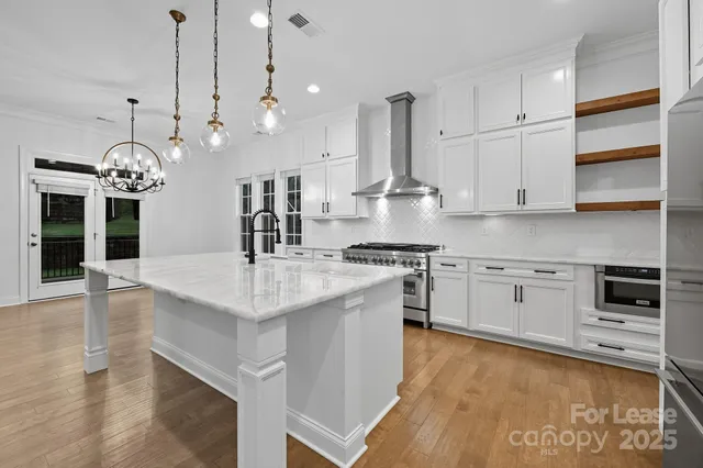 $4,200 | 425 Cassia Court, Tega Cay, SC 29708