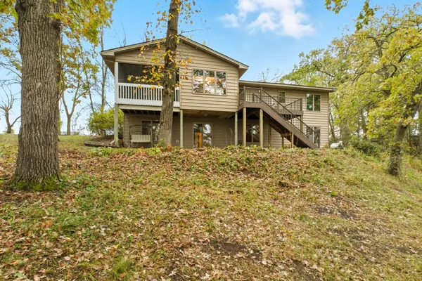 $500,000 | 22225 Big Lake Court, Richmond, MN 56368