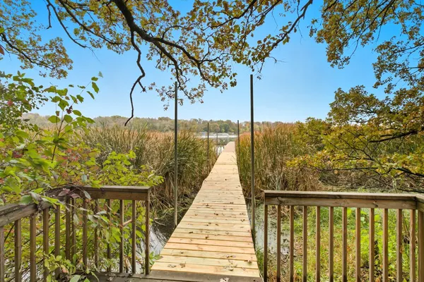 $500,000 | 22225 Big Lake Court, Richmond, MN 56368