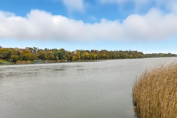 $500,000 | 22225 Big Lake Court, Richmond, MN 56368