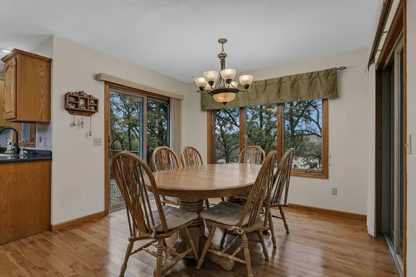 $500,000 | 22225 Big Lake Court, Richmond, MN 56368