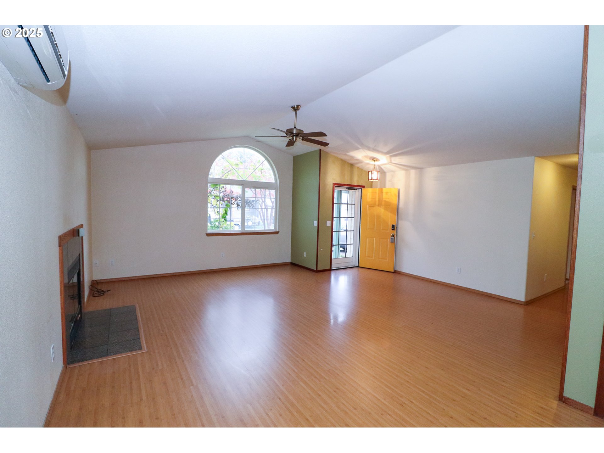 858 South 46th Street Springfield, OR 97478 - Photo 3 of 33 a view interior of a house with wooden floor and a window