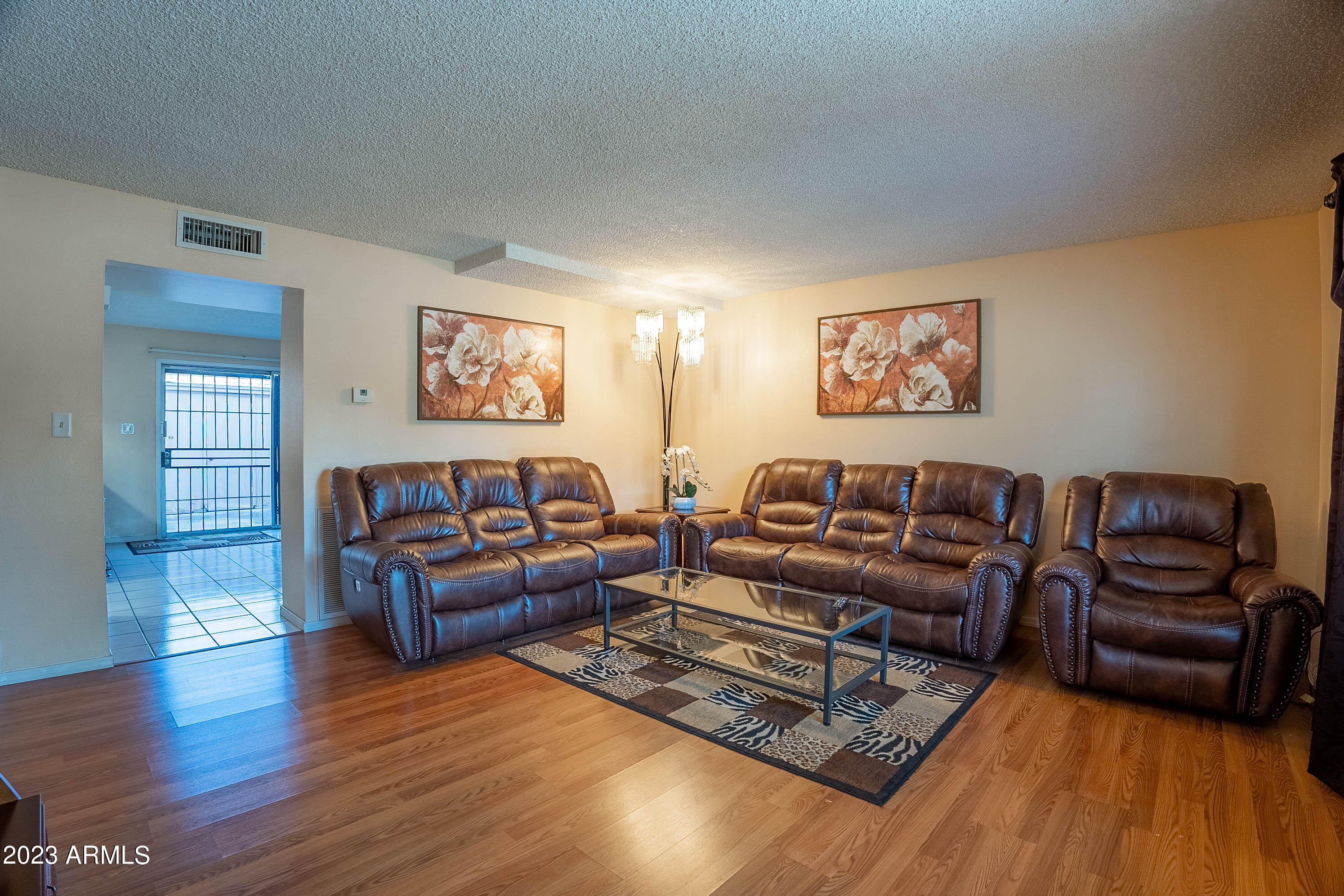 4344 West Ocotillo Road Glendale, AZ 85301 - Photo 8 of 44 Living Room